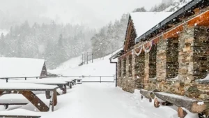 raquetes al pallars, esquí de fons, refugi de muntanya